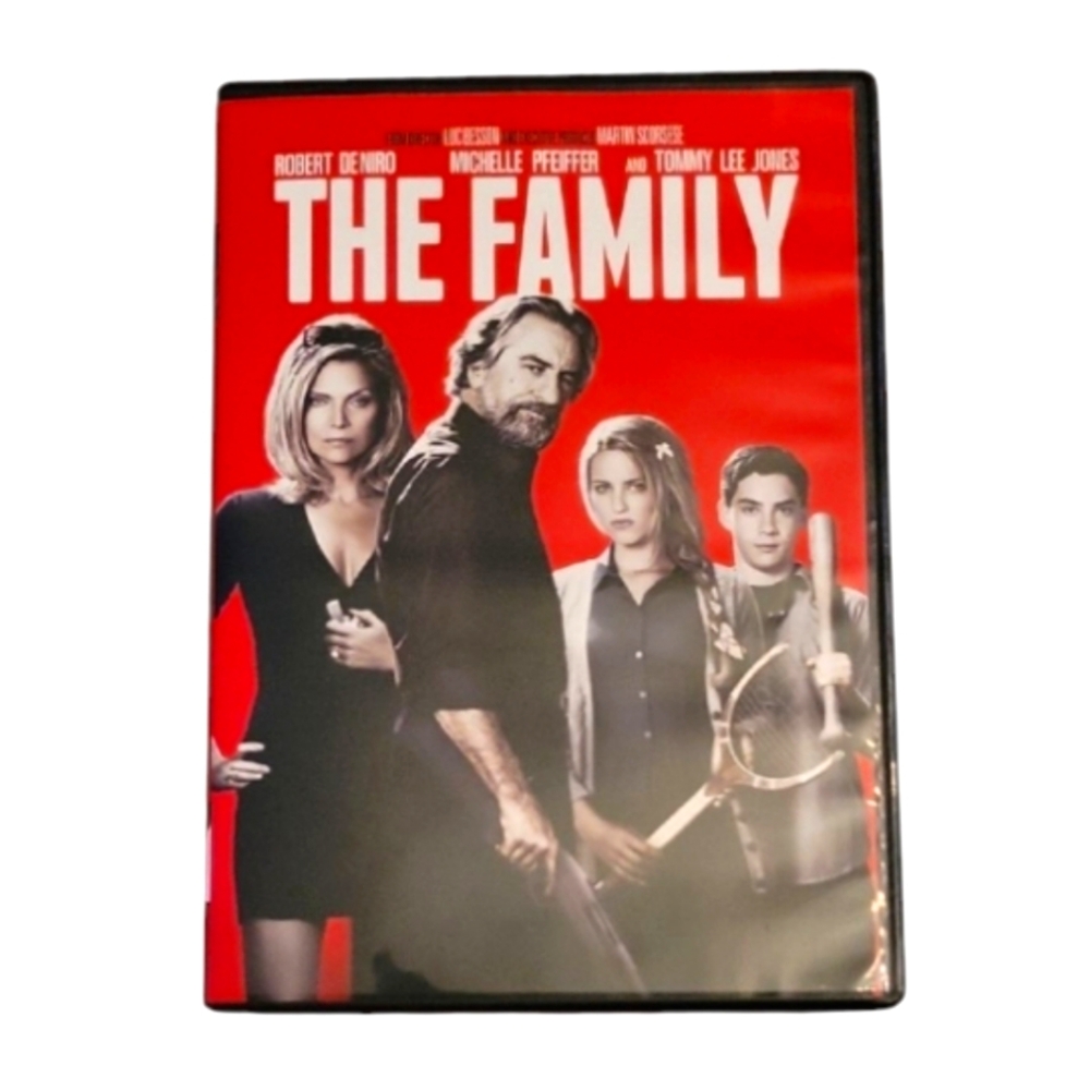 The Family DVD Movie, Starring Michelle Pfeiffer Robert DeNiro & Tommy Lee Jones